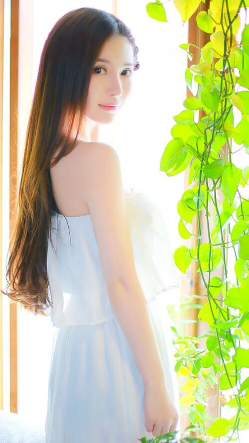 胜利的双面镜，塞维利亚的团队凯歌与阿拉巴的个人主宰