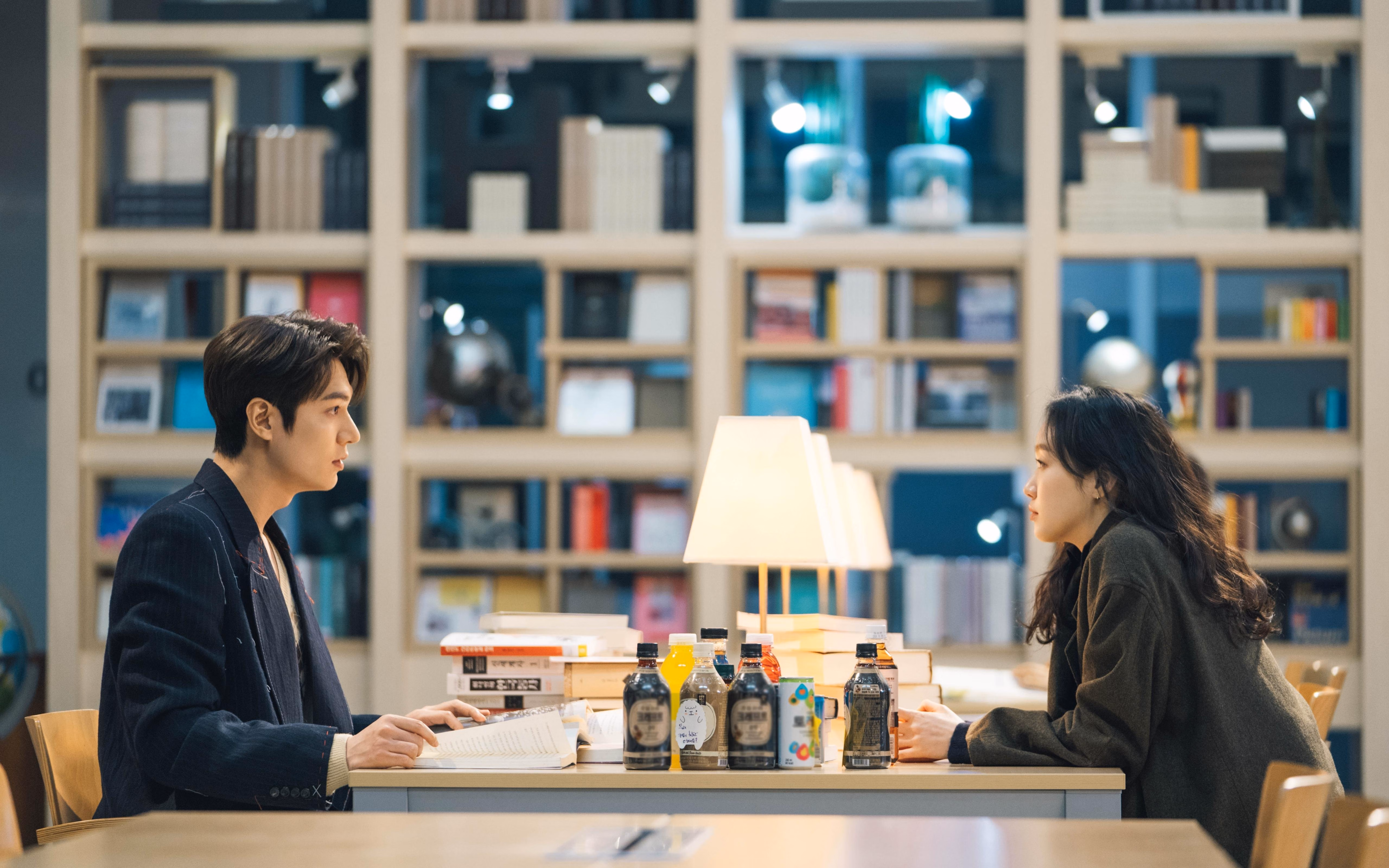 温哥华围城，当足球成为武器，维尼修斯跳起最后一舞