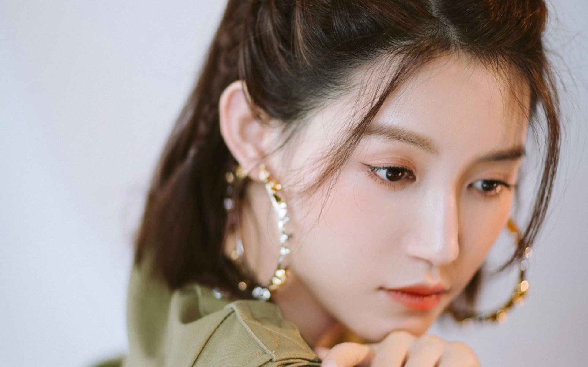 血脉之上，爱德华兹在狼嚎声中完成传承