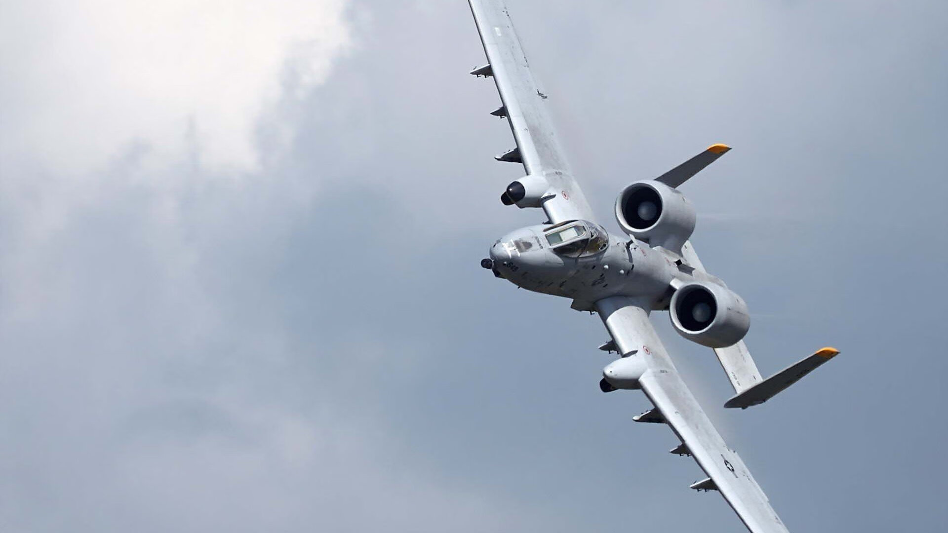 戈贝尔凌晨被交易，终场前补篮助快船压哨绝杀老鹰